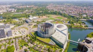 vue aérienne du parlement européen à Strasbourg